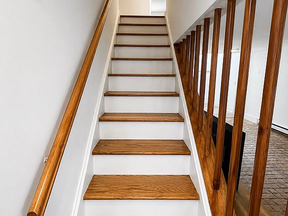 4th image of 190 Union St Floor 1