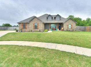 503 Cantebury Dr, Tuttle, OK 73089