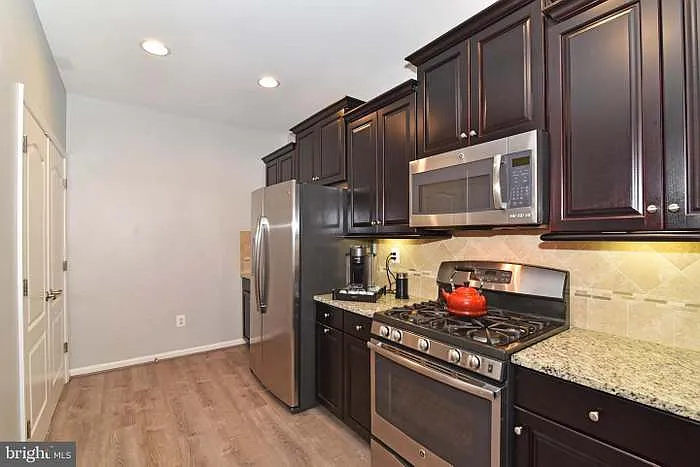 42594 Sunset Ridge Sq — Photo 5