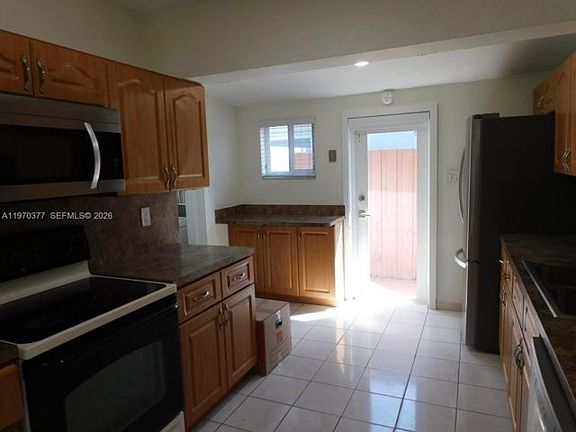 3rd image of 620 NW 58th Ct