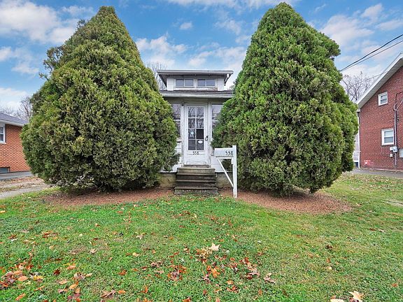 3rd image of 558 Maplewood Ave