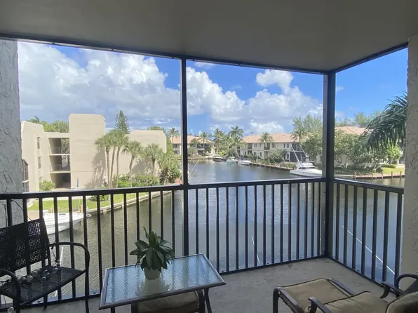 6 Royal Palm Way, Boca Raton, FL