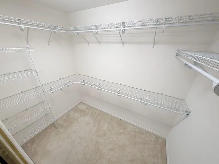 10900 Royal Highlands St — Photo 15