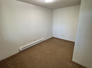 643 S Weed Blvd APT 5, Weed, CA 96094