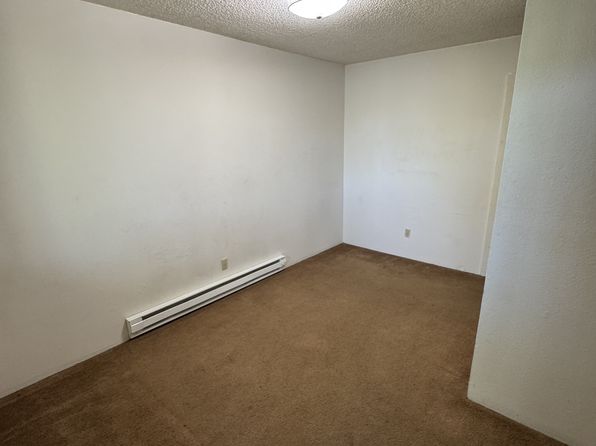 643 S Weed Blvd APT 5