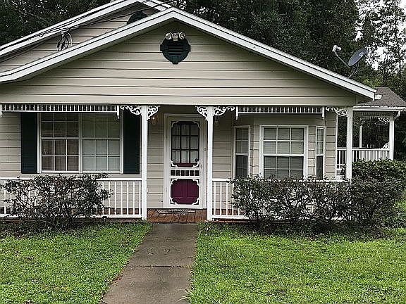 Driveway view side porch