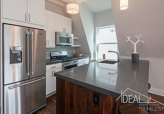 4th image of 1372 Dean St APT 1