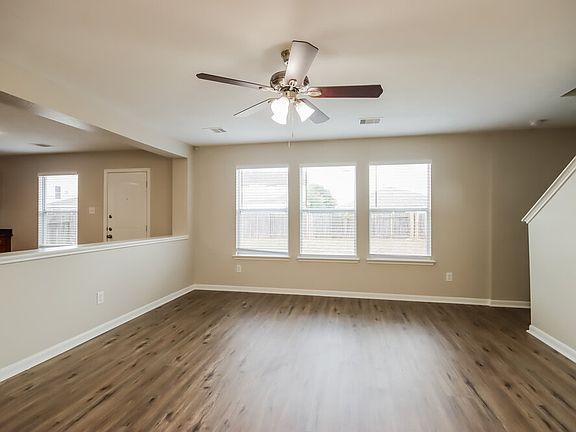 5th image of 8110 Sanders Forest Ct