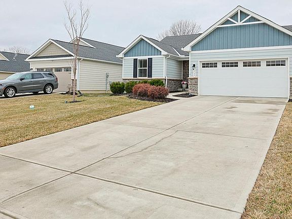 2nd image of 5739 Barclay Ln