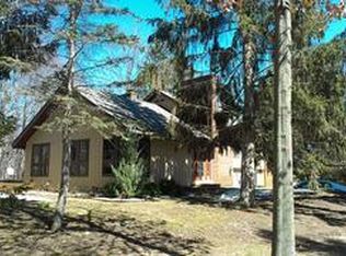 560 Knoblock Rd, Port Austin, MI 48467