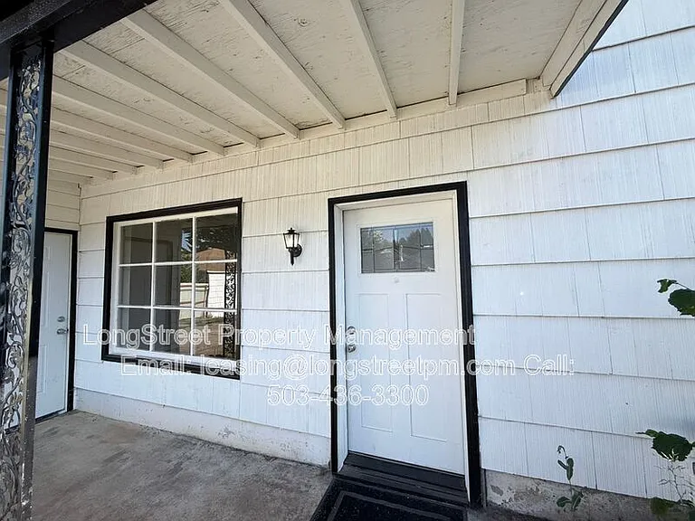 758 Browning Ave S #B — Photo 2