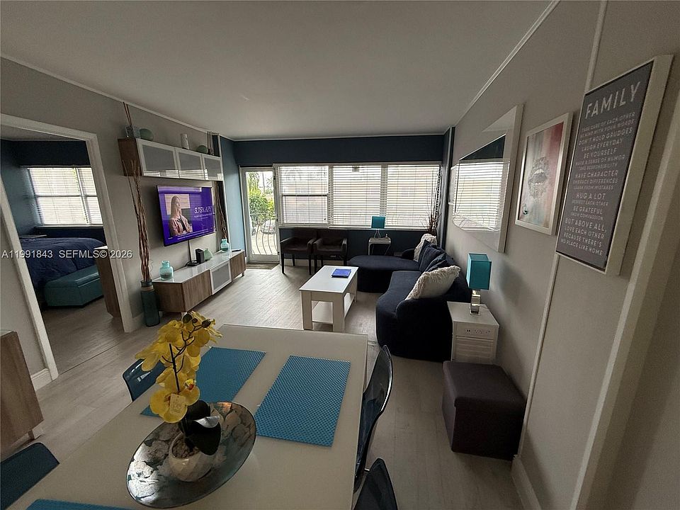 1st image of 3250 NE 28th St APT 212