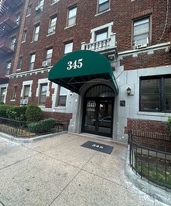 1st image of 345 Bay Ridge Pkwy APT 1J