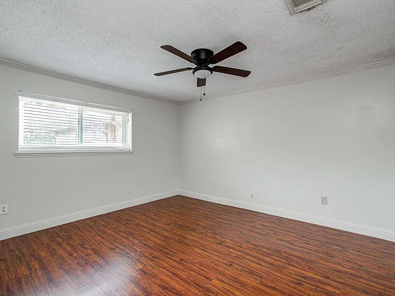 823 S Ripple Creek Dr — Photo 25