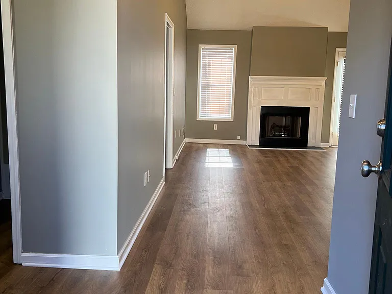 106 Oakwood Cir — Photo 34