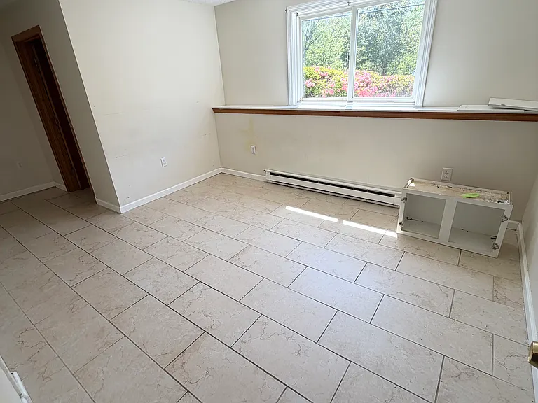 33 River St #5 — Photo 1
