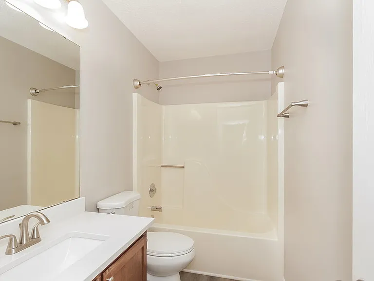 5013 Farmview Dr — Photo 12