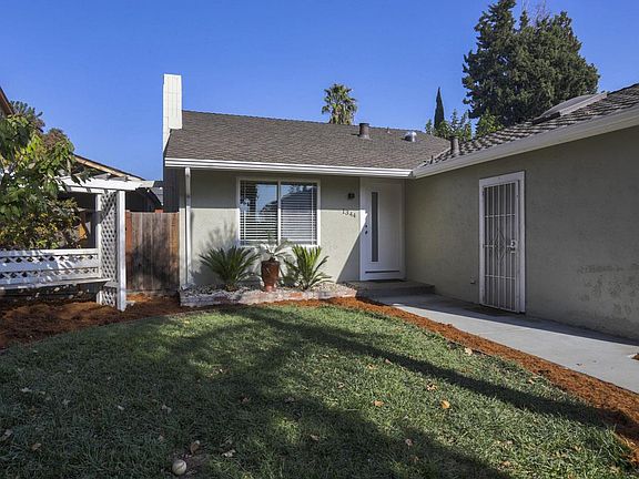 3rd image of 1344 Turrett Dr