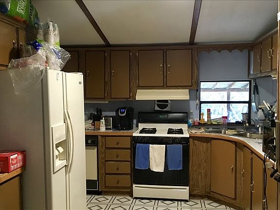 2nd image of 18199 137th Cres SE
