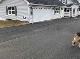 6 Pleasant St, Caribou, ME 04736