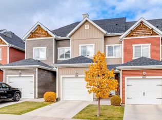 355 Nolancrest Hts NW #1109, Calgary, AB T3R0Z9