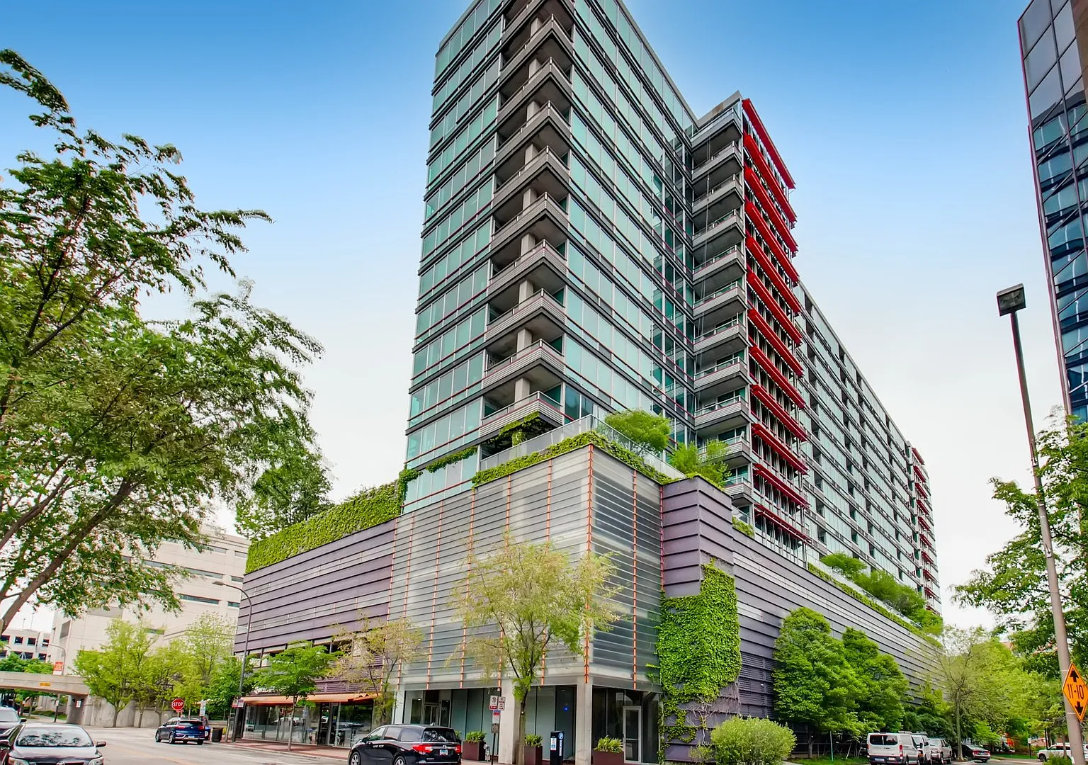 2 bed, $3,600 — Photo 1