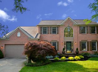 1398 Silverdale Cir, Twinsburg, OH 44087
