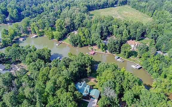 4th image of 4600 Lochfoot Dr