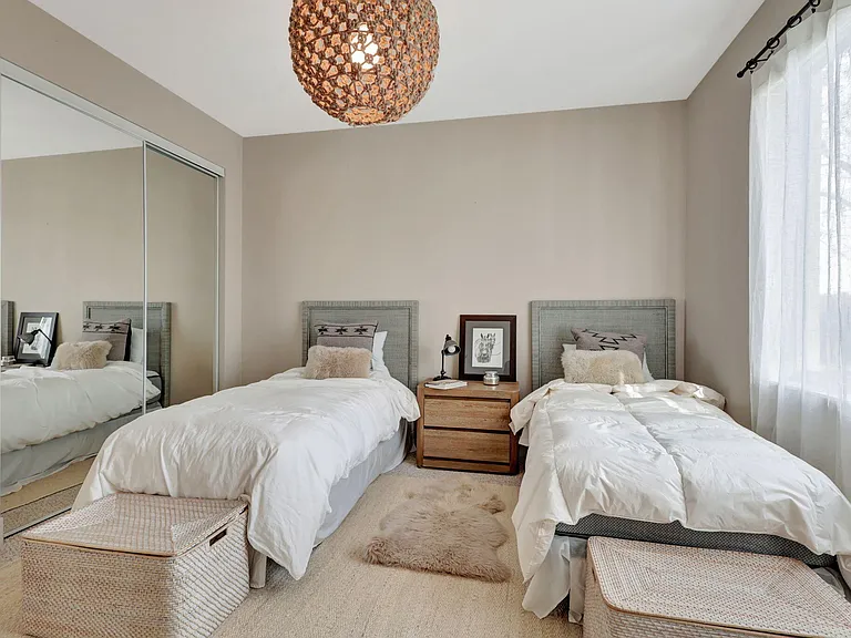 11615 Paradise Cove Ln — Photo 38