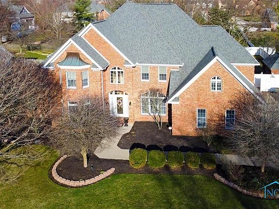 3rd image of 2240 Heatherwood Dr