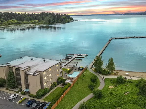 9715 NE Juanita Drive #404, Kirkland, WA 98034
