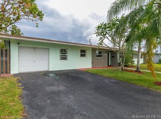 9325 SW 179th Ter, Palmetto Bay, FL 33157