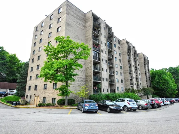 1400 Smokey Wood Dr APT 102, Pittsburgh, PA 15218