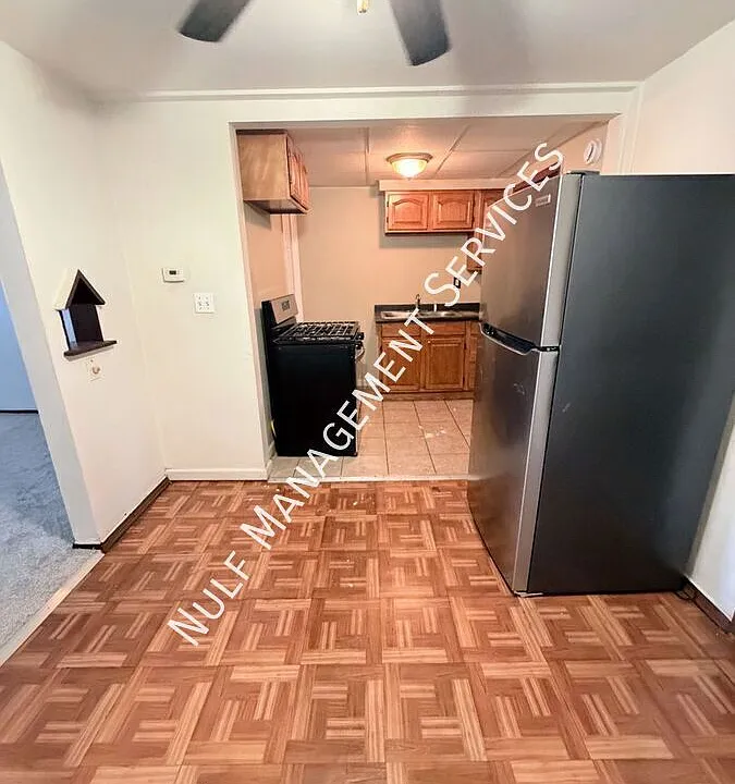 189 Oxford Dr