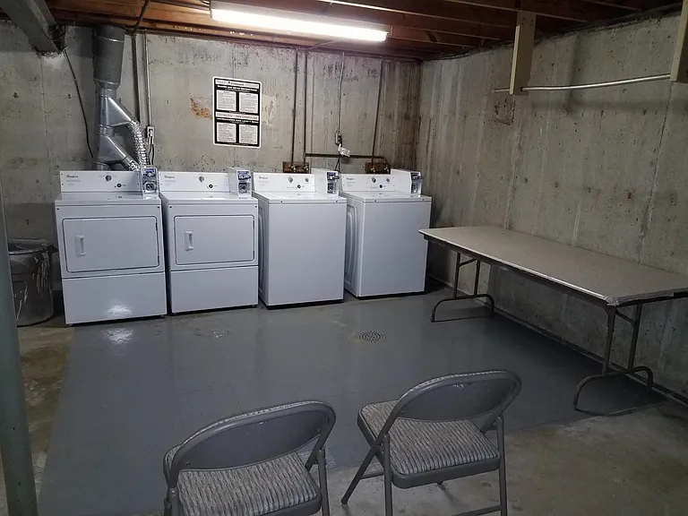 505 N Benton Ave — Photo 30