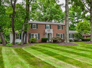 1340 Stonington Rd NW, Canton, OH 44720