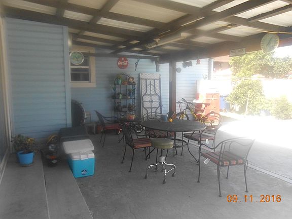 5th image of 650 Walnut Ln