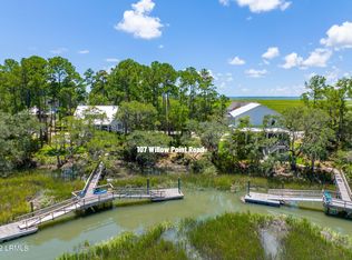 107 Willow Point Rd, Beaufort, SC 29906