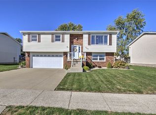 325 Burgener Dr, Mt Zion, IL
