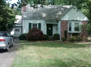 432 Eton Ct, Ridgewood, NJ 07450