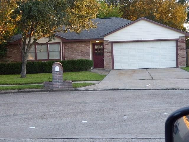 1st image of 2027 Highcrest Dr