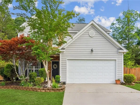 2173 Beacon Crest Dr, Buford, GA 30519