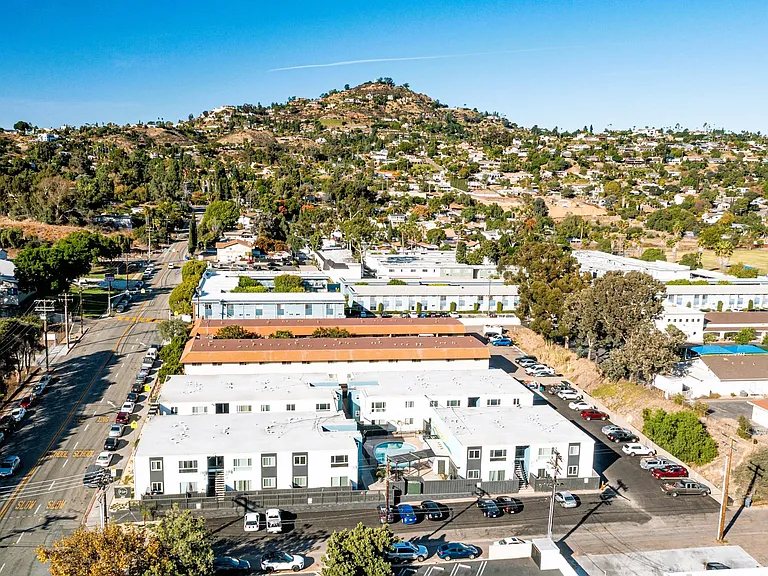 The Sophia at Mount Helix — Photo 28