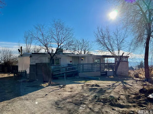 5792 Sidehill Dr, Sun Valley, NV 89433