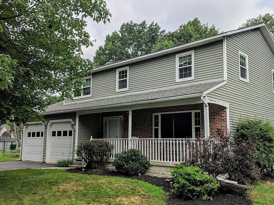 1st image of 6 McGregor Ct