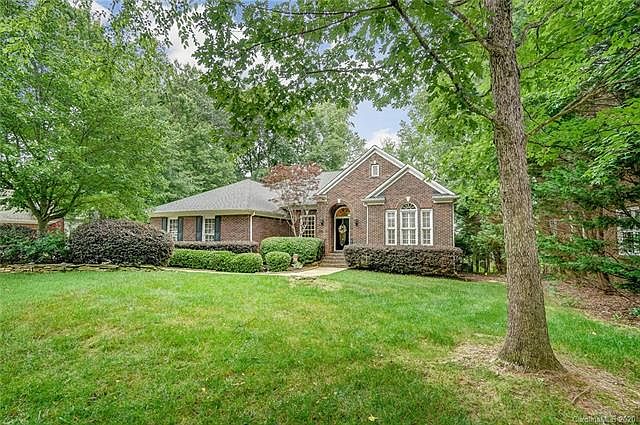1st image of 9308 Briarwick Ln