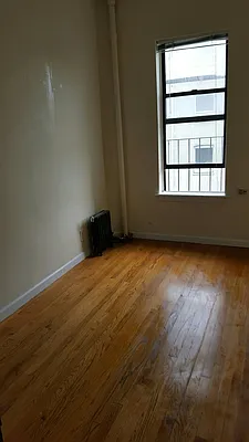 Rented by New York Residence | media 28