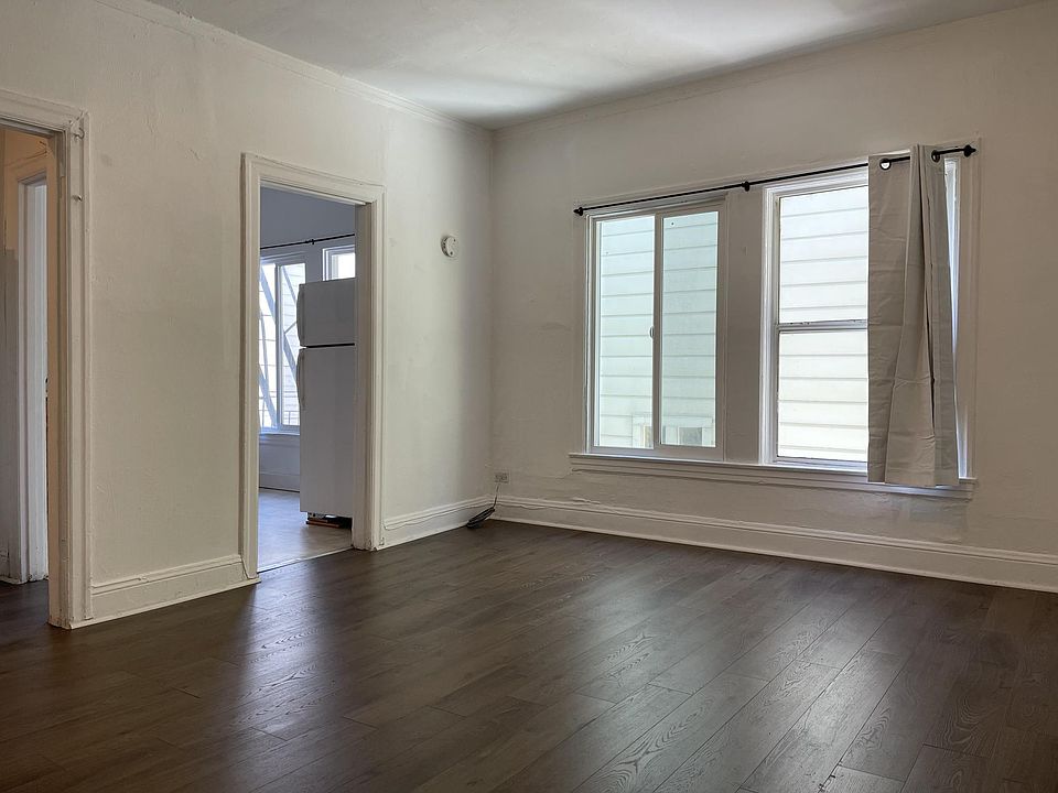 1st image of 489 14th St APT 4