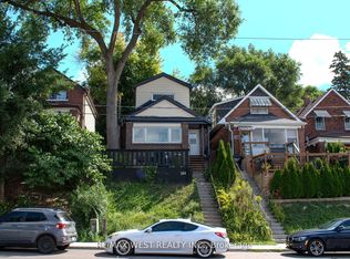 365 Silverthorn Ave, Toronto, ON M6M 3G7