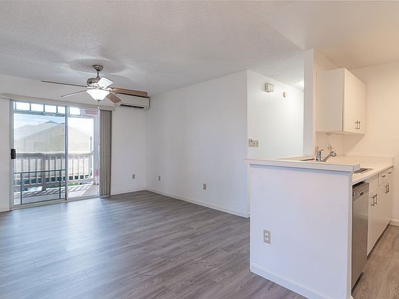 5th image of 94-870 Lumiauau St APT E205